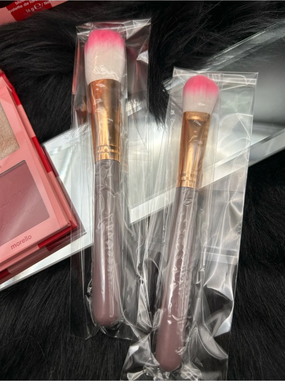 BLUSH & CONTOUR PALETTE, CIATE LONDON & Brush Set Retail $43